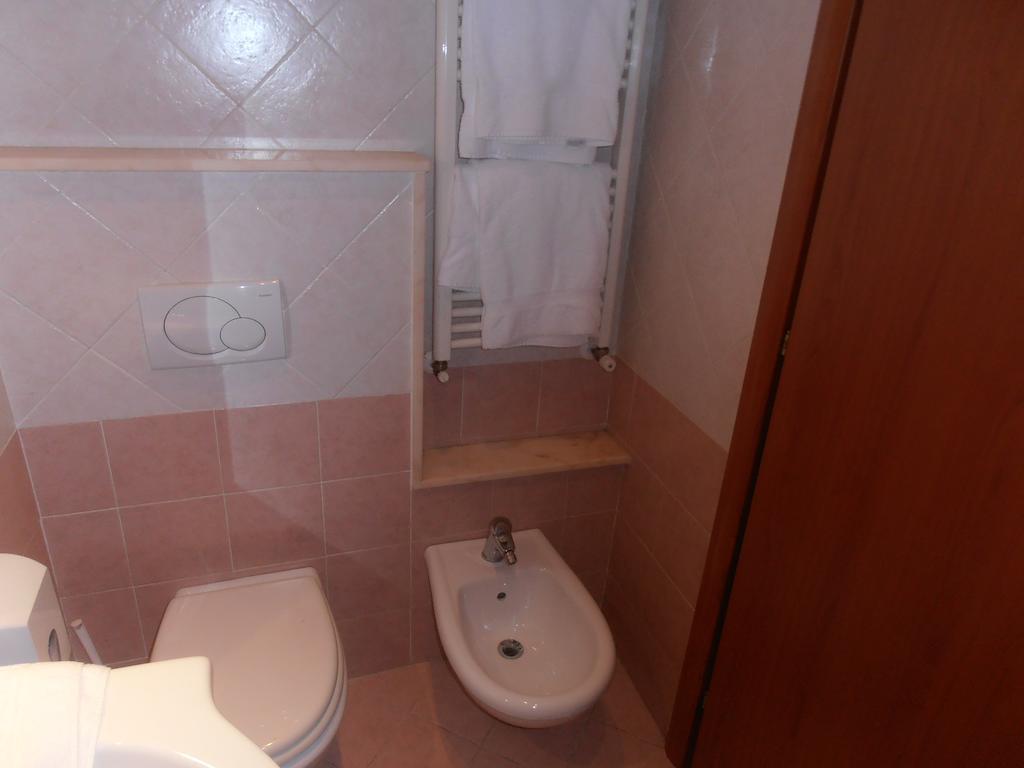 Hotel Giusy Perugia Ngoại thất bức ảnh