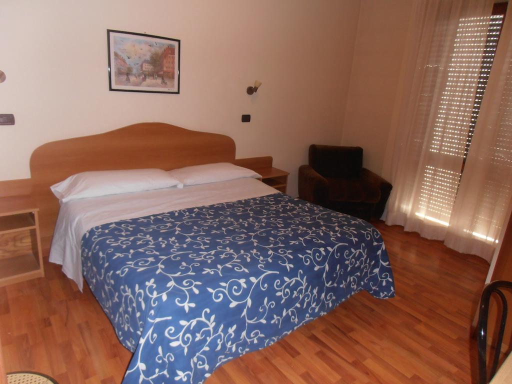 Hotel Giusy Perugia Phòng bức ảnh