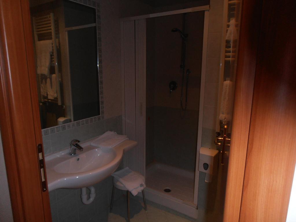 Hotel Giusy Perugia Ngoại thất bức ảnh