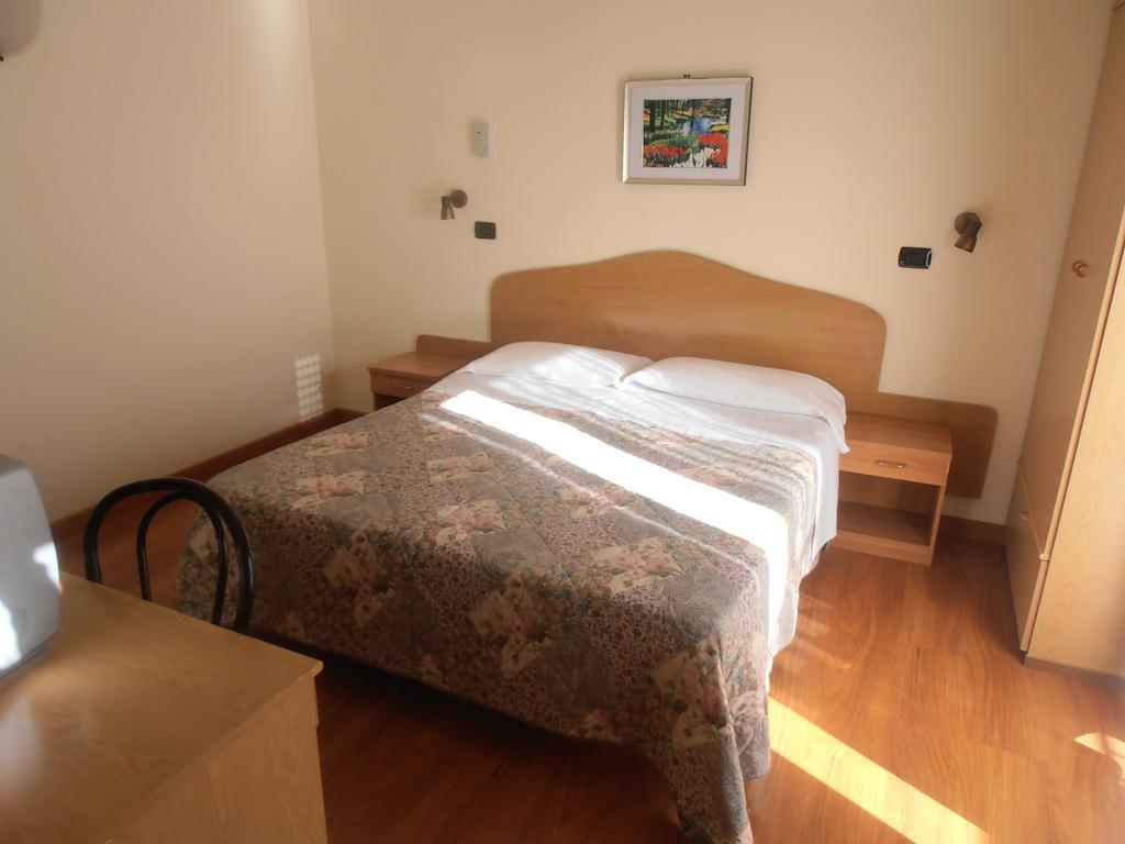 Hotel Giusy Perugia Phòng bức ảnh